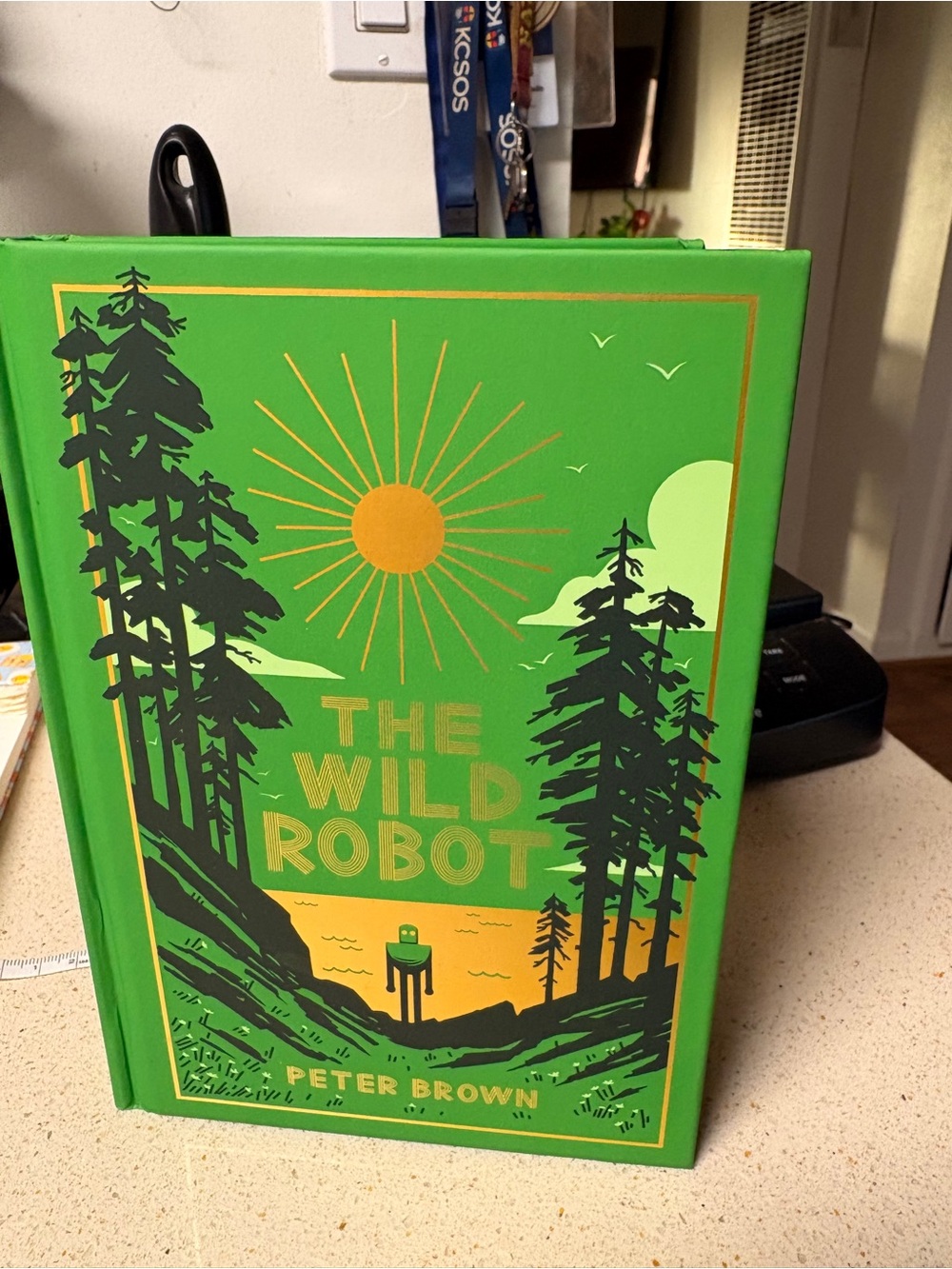 The Wild Robot collectors edition gold foil